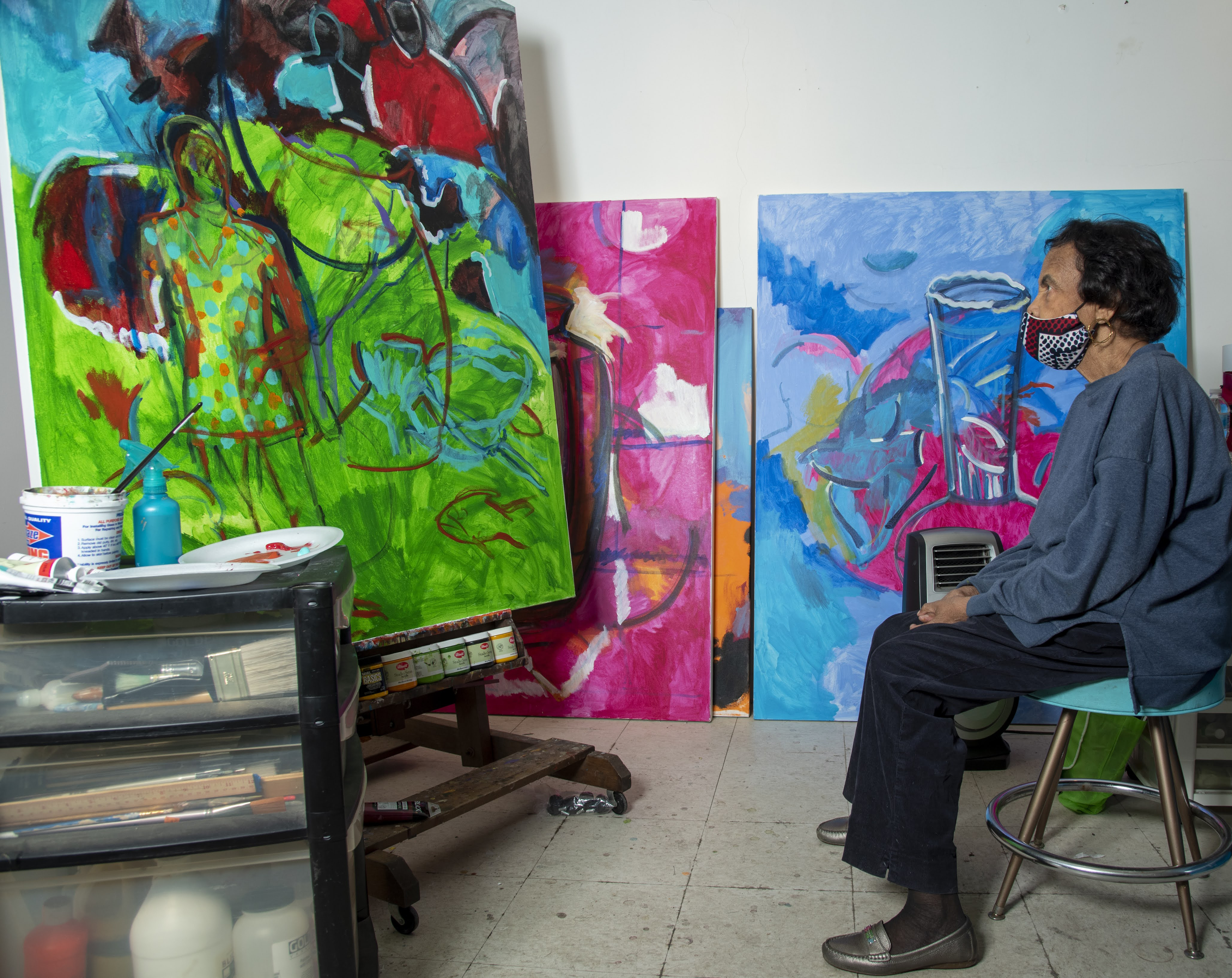 Shirley Woodson working in her Detroit studio. Photo by Patrick Barber for The Kresge Foundation.